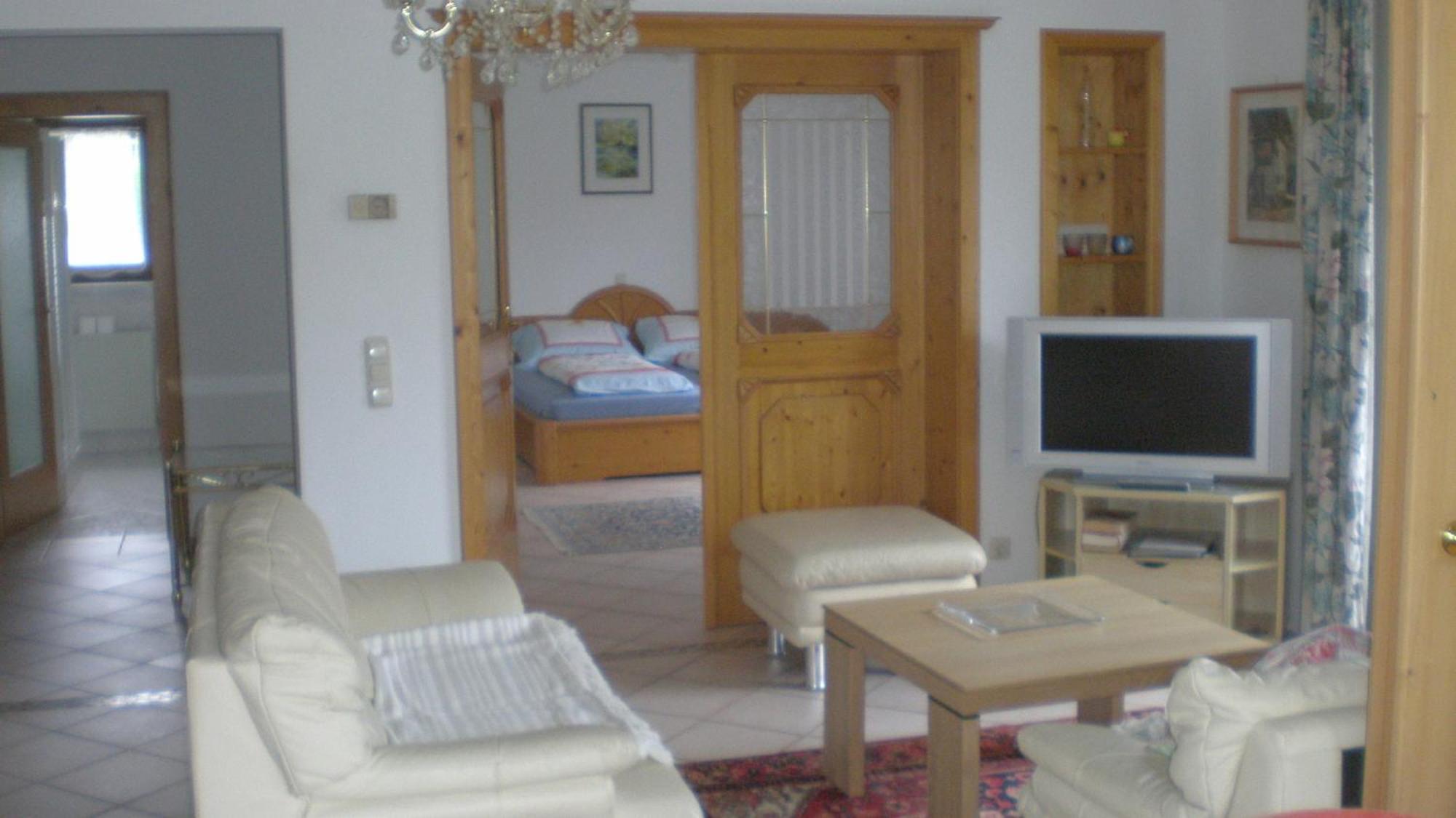 Apartments Blaschegg Im Zentrum Altmuenster Room photo